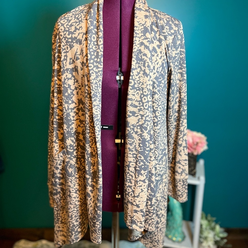 Cuddl Duds Gray and Tan Cardigan Sweater
